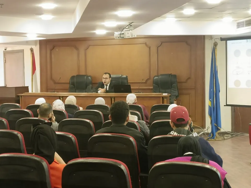 محاضرة تنشيط الأعمال بالغرفة التجارية بدمياط