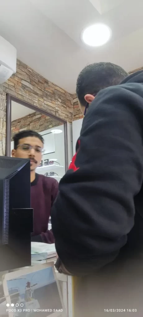 بحوث تسويق سوق النظارات